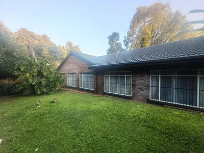 4 Bedroom House For Sale in Centurion - rJ0p.webp