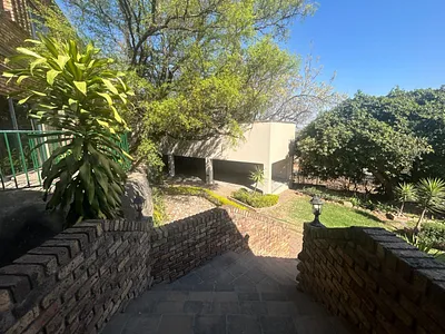 6 Bedroom House To Rent in Nelspruit - y8k9.webp