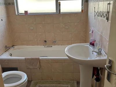 3 Bedroom Townhouse For Sale in Kempton Park - rH4Z.webp