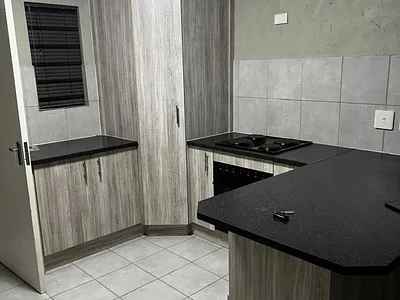 2 Bedroom Apartment To Rent in Roodepoort - Myhp.webp