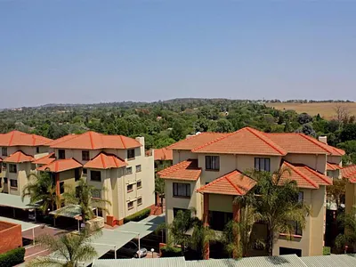 3 Bedroom Apartment For Sale in Sandton - vyg0.webp