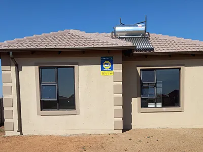2 Bedroom House For Sale in Boksburg - DkaQ.webp