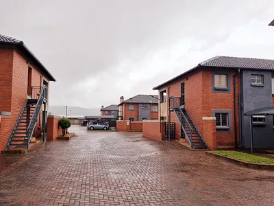 2 Bedroom Townhouse For Sale in Pretoria - 0Bew.webp
