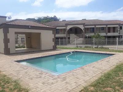 2 Bedroom Apartment For Sale in Nelspruit - Che9.webp