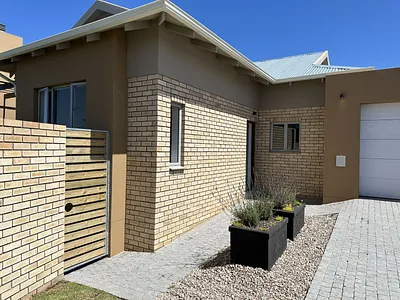 3 Bedroom House For Sale in George - joaW.webp