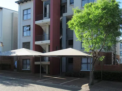 1 Bedroom Apartment For Sale in Sandton - T7hY.webp
