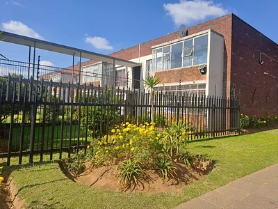 1 Bedroom Apartment For Sale in Benoni - VvcZ.webp