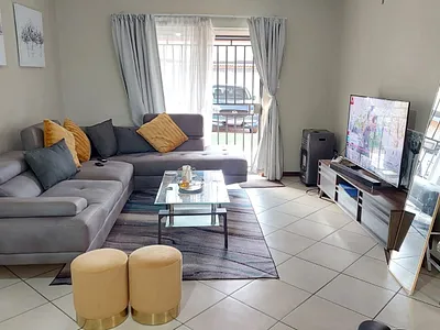 2 Bedroom Apartment For Sale in Centurion - YNf8.webp