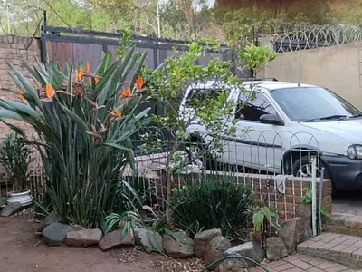 3 Bedroom Townhouse For Sale in Randburg - oiDj.webp