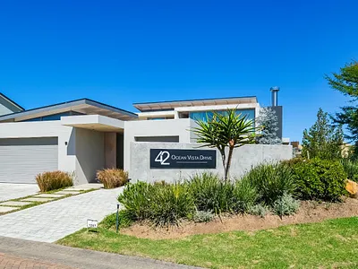 4 Bedroom House For Sale in George - GfT9.webp