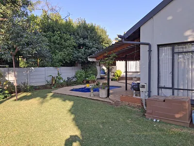 5 Bedroom House For Sale in Pretoria - at2b.webp