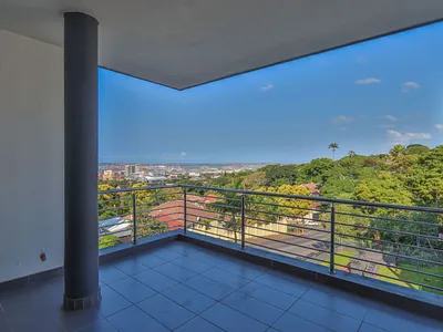 3 Bedroom Apartment For Sale in Durban - pZpR.webp