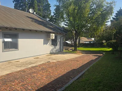 6 Bedroom House For Sale in Randburg - pOM9.webp