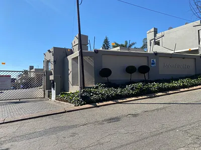 3 Bedroom Townhouse For Sale in Roodepoort - tGNE.webp
