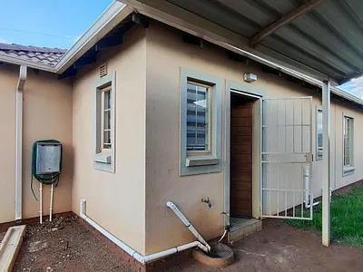 3 Bedroom House For Sale in Alberton - 1tMY.webp