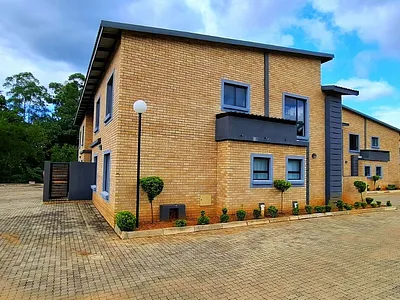 3 Bedroom Townhouse For Sale in Tzaneen - nm7F.webp