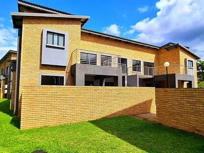 3 Bedroom Townhouse For Sale in Tzaneen - 8rox.webp