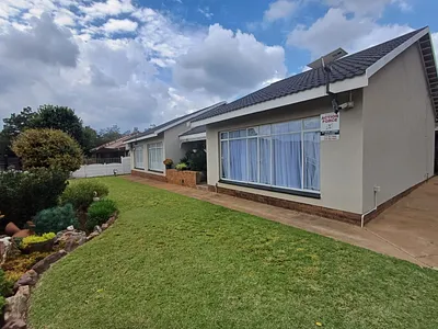 3 Bedroom House For Sale in Stilfontein - Ba8e.webp