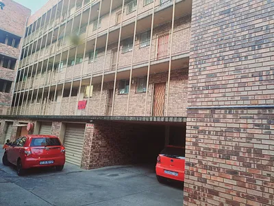 2 Bedroom Apartment For Sale in Pretoria - qbkP.webp