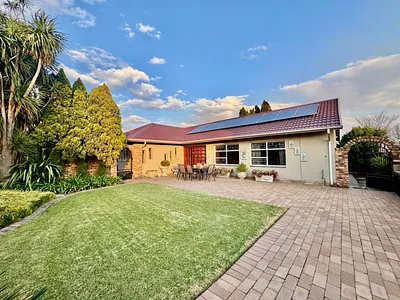 3 Bedroom House For Sale in Secunda - mVeZ.webp