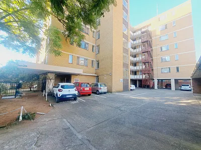 3 Bedroom Apartment For Sale in Pretoria - nLoV.webp