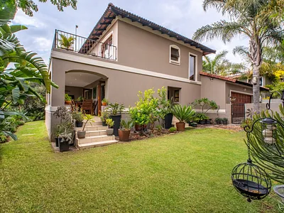 3 Bedroom House For Sale in Sandton - h5h9.webp