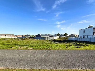 Vacant Land For Sale in Gansbaai - v9C1.webp