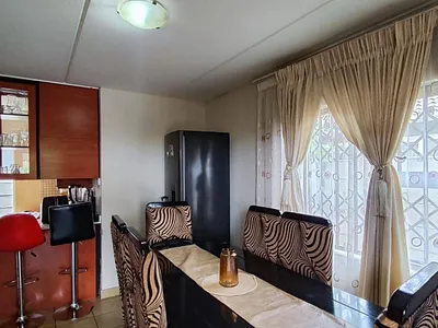3 Bedroom House For Sale in Alberton - uFWI.webp