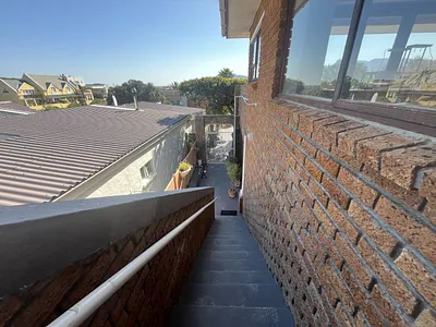 6 Bedroom House For Sale in Kommetjie - dNqS.webp