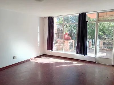 2 Bedroom Townhouse For Sale in Randburg - e0Xr.webp