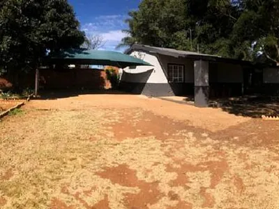 6 Bedroom House For Sale in Polokwane - cFR0.webp