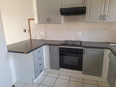 2 Bedroom Apartment For Sale in Centurion - Zgl1.webp