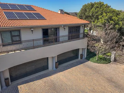 4 Bedroom House For Sale in Edenvale - Xlyg.webp