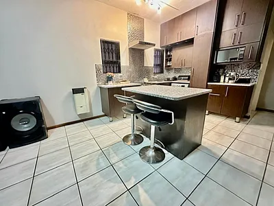 3 Bedroom Apartment For Sale in Secunda - sEeP.webp