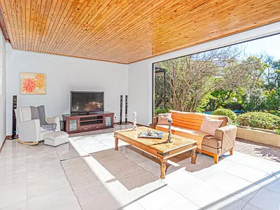 3 Bedroom House For Sale in Sandton - Sj6h.webp