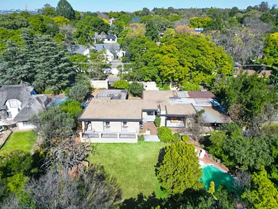 3 Bedroom House For Sale in Sandton - zCv1.webp