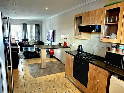 2 Bedroom Townhouse For Sale in Randburg - owpm.webp