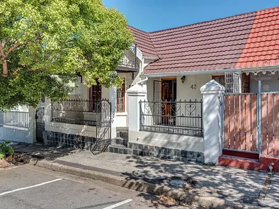 2 Bedroom House For Sale in Port Elizabeth - wwF2.webp