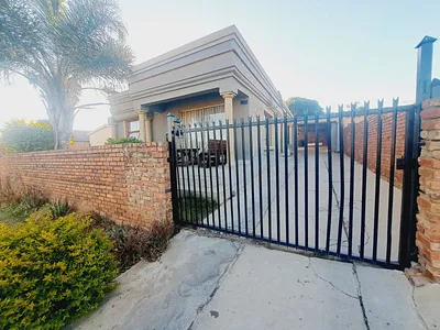 3 Bedroom House For Sale in Pretoria - H4UV.webp