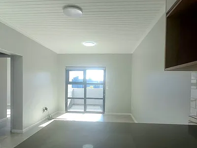 2 Bedroom Apartment For Sale in George - InR7.webp