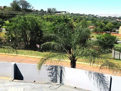 5 Bedroom House For Sale in Pretoria - 4z0L.webp