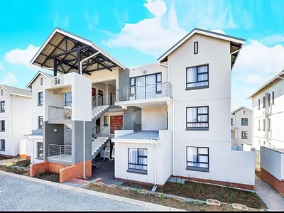 1 Bedroom Apartment For Sale in Edenvale - e1gC.webp
