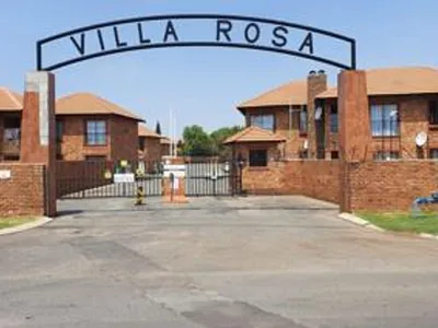 3 Bedroom Townhouse For Sale in Kempton Park - nfPB.webp