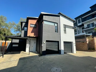 3 Bedroom Townhouse For Sale in Sandton - wllR.webp