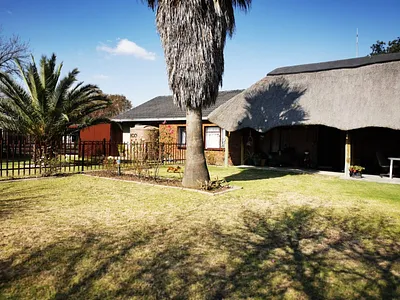 4 Bedroom House For Sale in Secunda - wLZf.webp