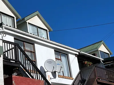 2 Bedroom Apartment For Sale in Mossel Bay - 1Eea.webp