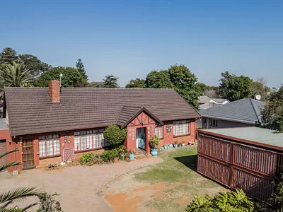 4 Bedroom House For Sale in Kempton Park - gN0I.webp