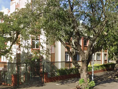 2 Bedroom Apartment For Sale in Durban - vAZA.webp