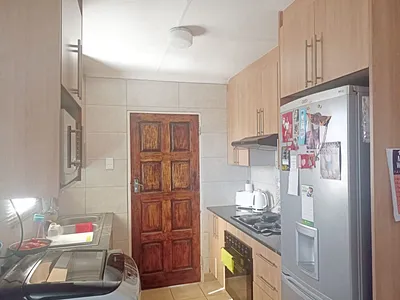 3 Bedroom House For Sale in Alberton - T0C7.webp