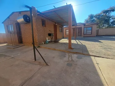4 Bedroom House For Sale in Pretoria - 0vFO.webp